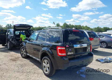 2012 Ford Escape Limited z USA, uszkodzony, nr VIN 1FMCU9EG8CKA32193